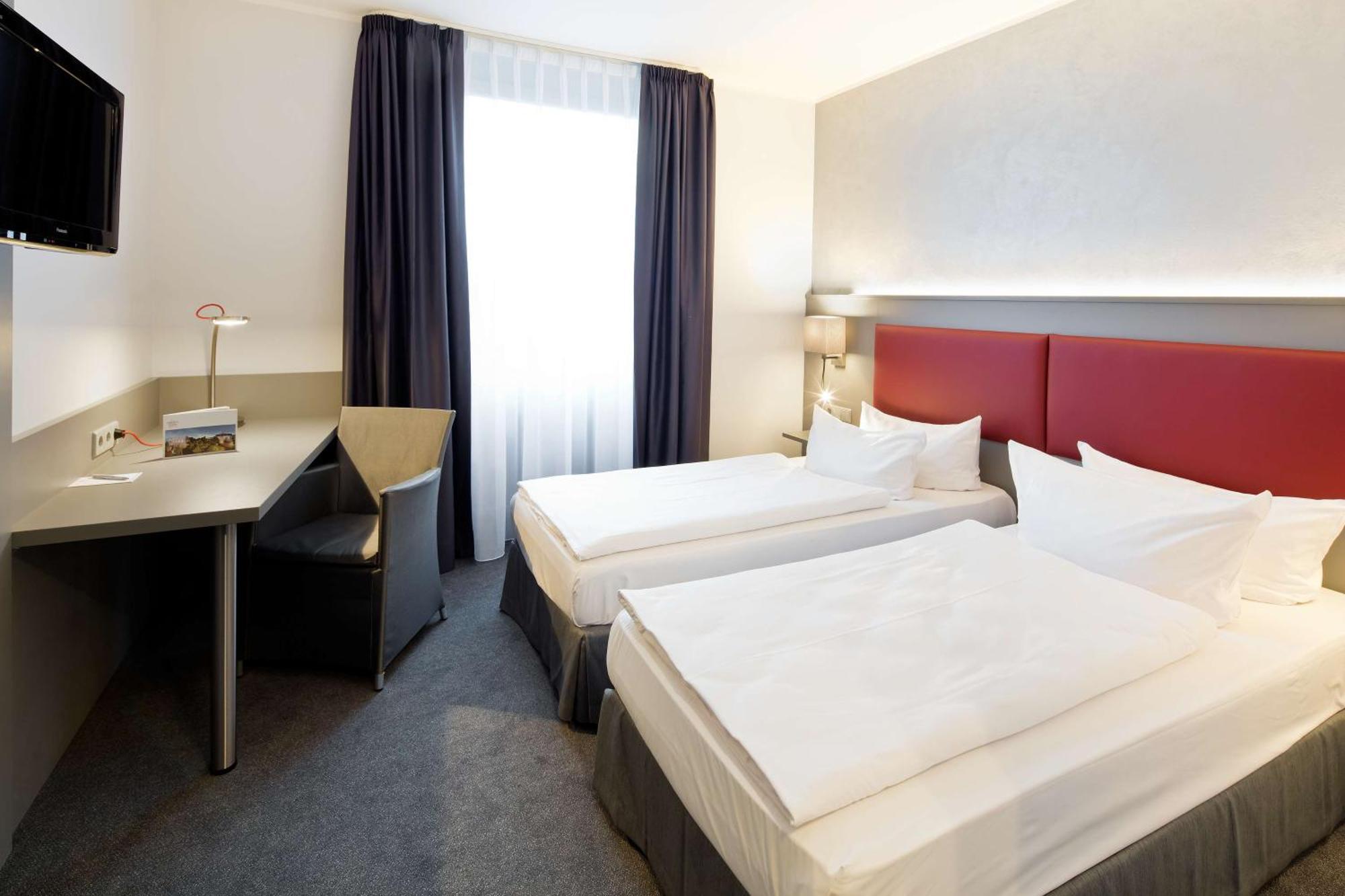 Median Hotel Hannover Lehrte Eksteriør billede