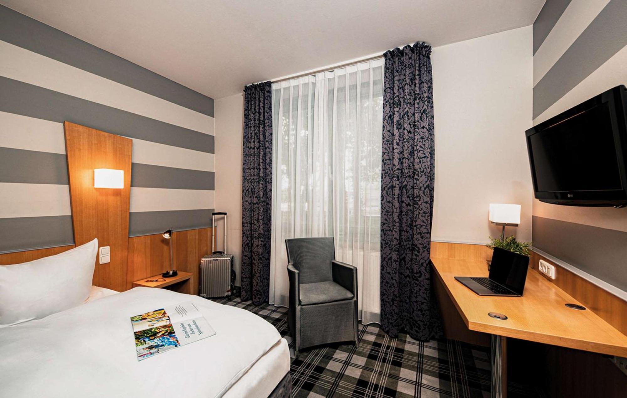Median Hotel Hannover Lehrte Eksteriør billede